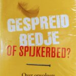Gespreid bedje of spijkersbed